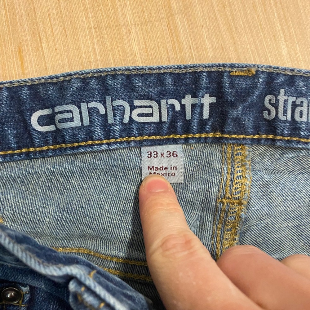 Carhartt Straight Leg Jeans Mens 33x36 Medium Wash Blue Denim Workwear Pants - Picture 2 of 4